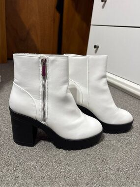 French Connection White Ankle Boots